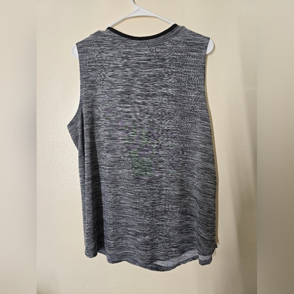Gray Sleeveless Button Down Tank Top with Mandarin Collar - Picture 3 of 3